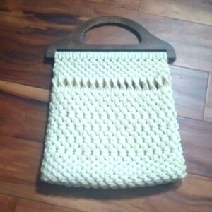 Handmade crochet purse cream
